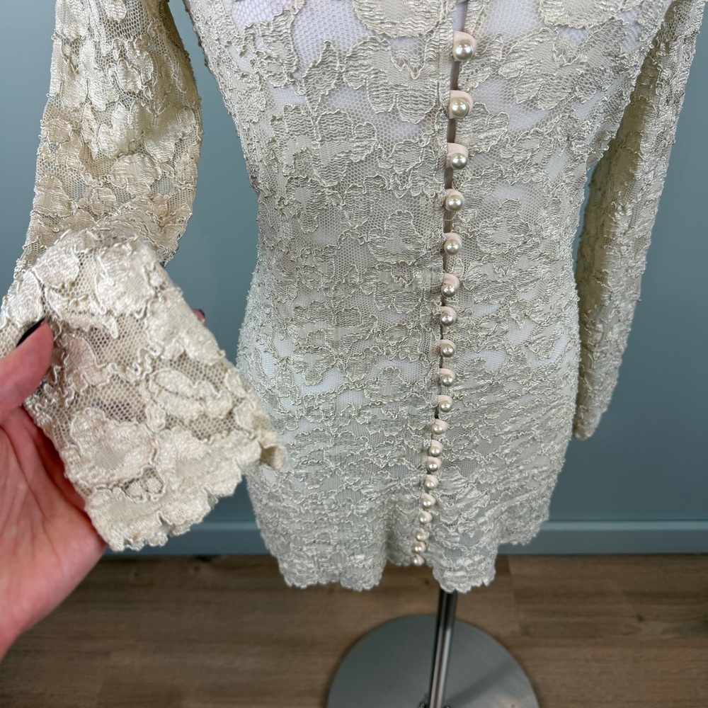 Vintage 90’s MICHI Cream Lace pearl buttons Long Sleeve Mini cocktail Dress Med - Picture 6 of 8